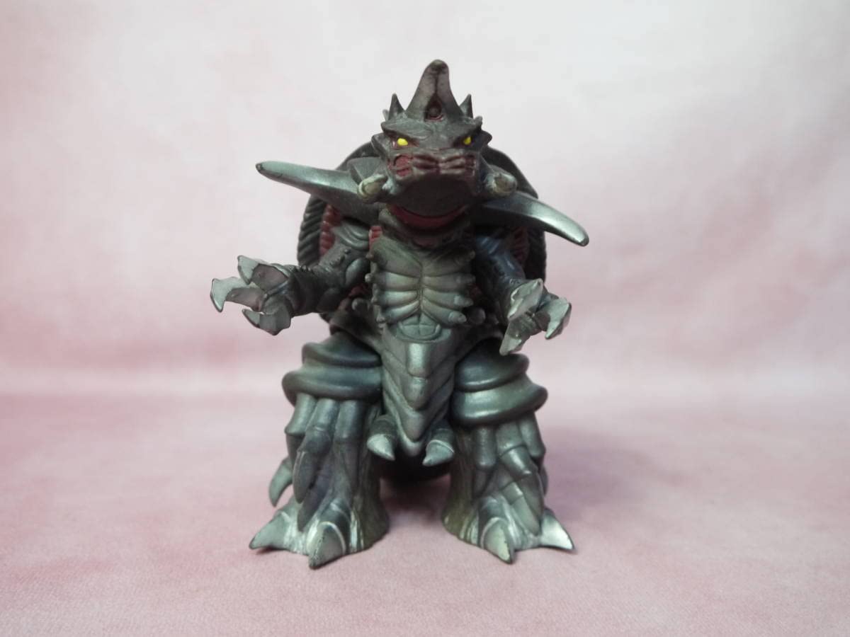 Amazon.co.jp: ウルトラ怪獣シリーズ スコーピス 2002 ソフビ